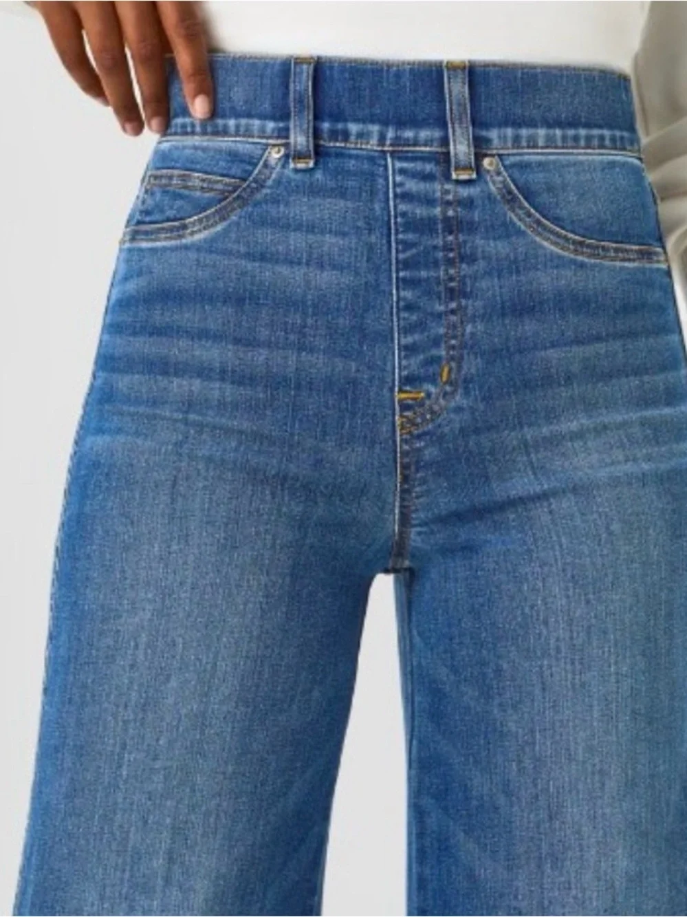 SPANX Seamed Front Wide-Leg Pull On Jeans Petite Medium in Vintage Indigo NWT